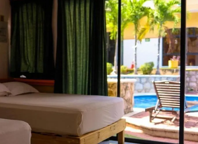 Hotel Vista Caribe 5ta Av a 5 Pasos de la Playa Playa del Carmen